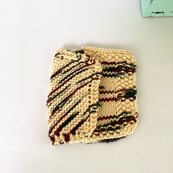 Baby Washcloth Hand Crafted Yellow Maroon Green Cotton Gift Bath Essentials - Picture 3 of 12